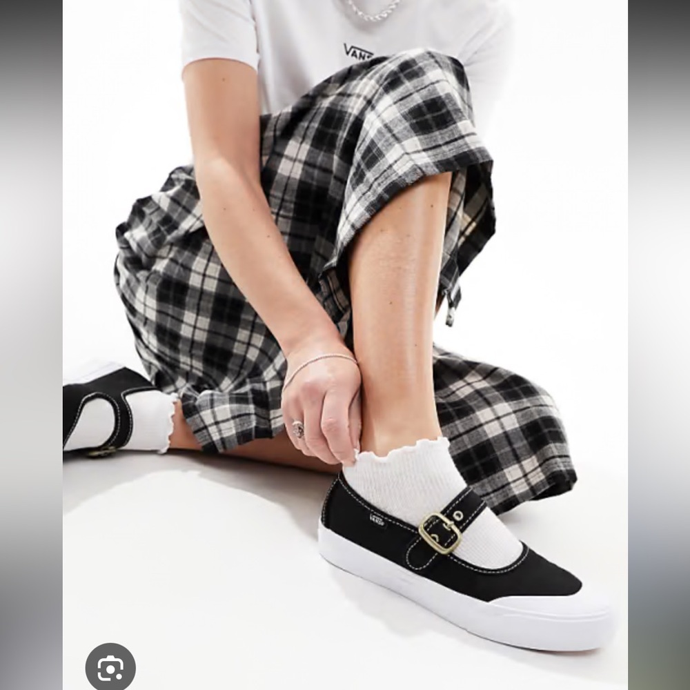 Vans Mary Jane Strap Flat Shoes